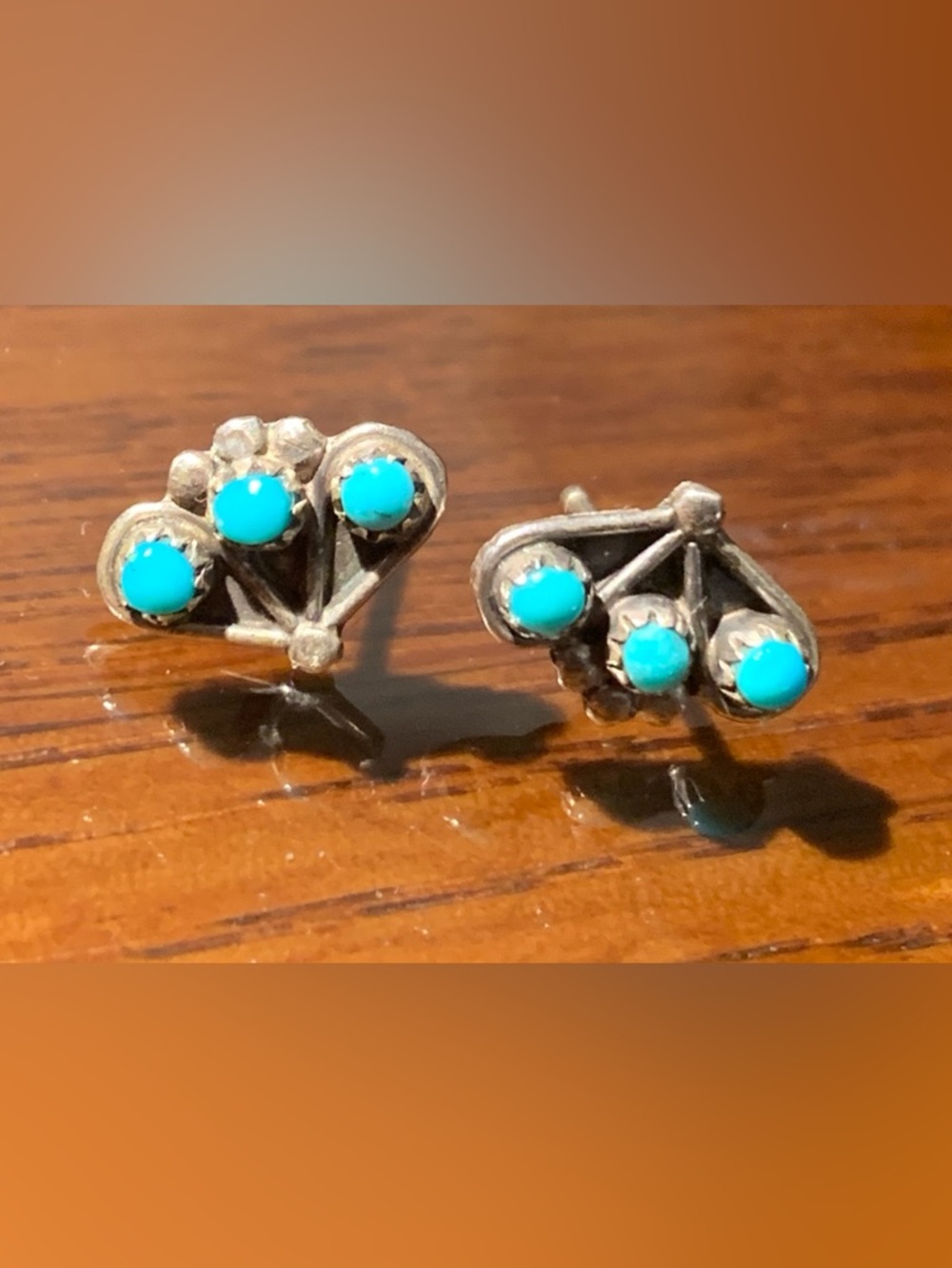 Vintage Zuni or Navajo Turquoise Cluster Shadowbox Petit Point Posts